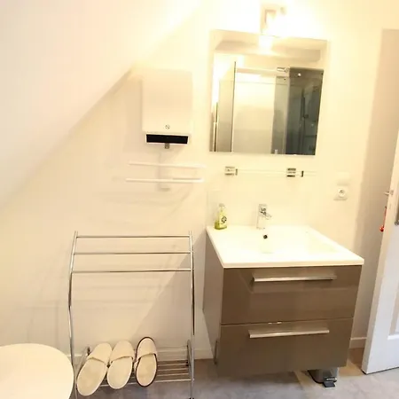 Cosy Au Coeur Du Parc Des Volcans D'auvergne, Ideal Pour Rando Et Detente, 4 Pers., 80m² - Fr-1-742-296 * Le Falgoux